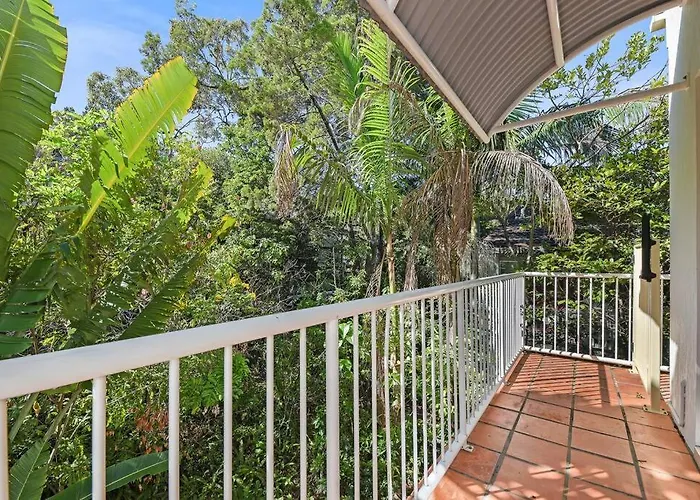 Hampton\'S Style Beach Retreat In Noosa\'S Heart